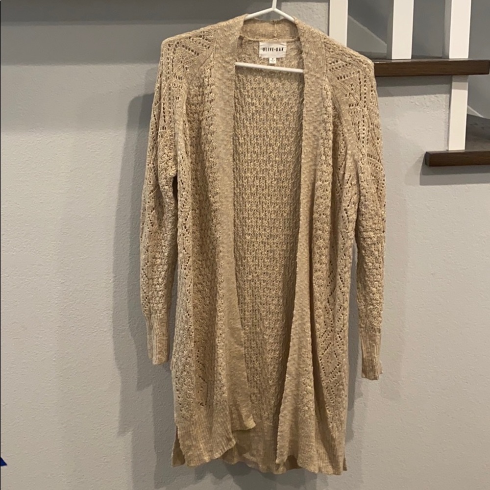 Olive & Oak Open-Front Knit Cardigan in Beige